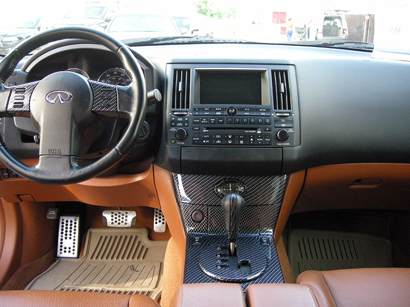 Фото Infiniti QX80